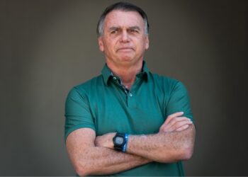 Defesa de Bolsonaro sinaliza pedido de prisão domiciliar caso ex-presidente seja condenado