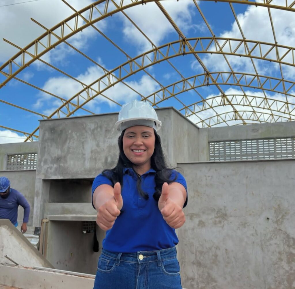 Prefeita Nayara Emmanuela visita obras do ginásio de esportes na Serra do Cavalo
