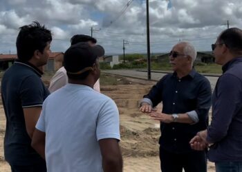 Prefeito de Maravilha visita obras e anuncia avanços na educação municipal