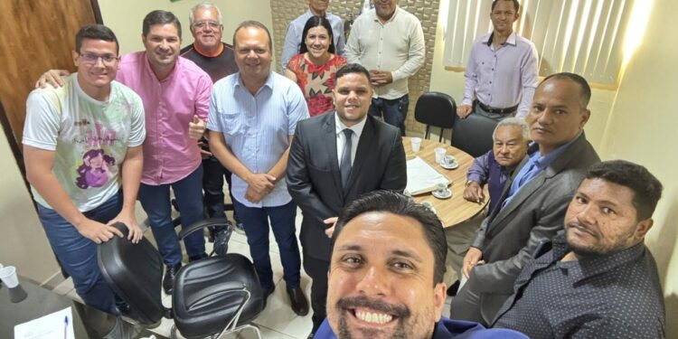 Prefeitura de Igaci realiza reunião preparatória para o Dia do Evangélico