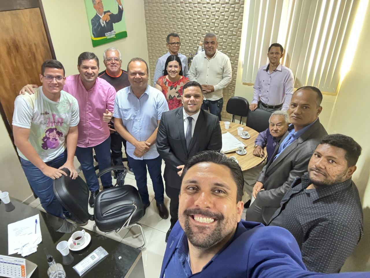 Prefeitura de Igaci realiza reunião preparatória para o Dia do Evangélico Prefeitura de Igaci realiza reunião preparatória para o Dia do Evangélico