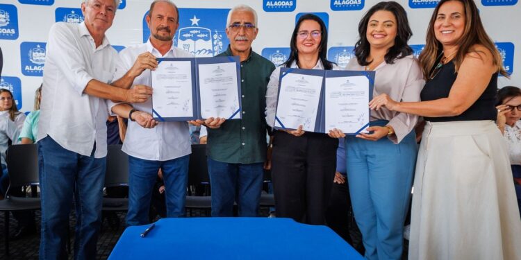 Governo de Alagoas entrega novo acesso a Maravilha pela rodovia AL-135