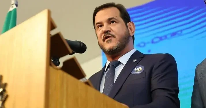 União Brasil dá 24 horas para filiados deixarem cargos no governo Lula