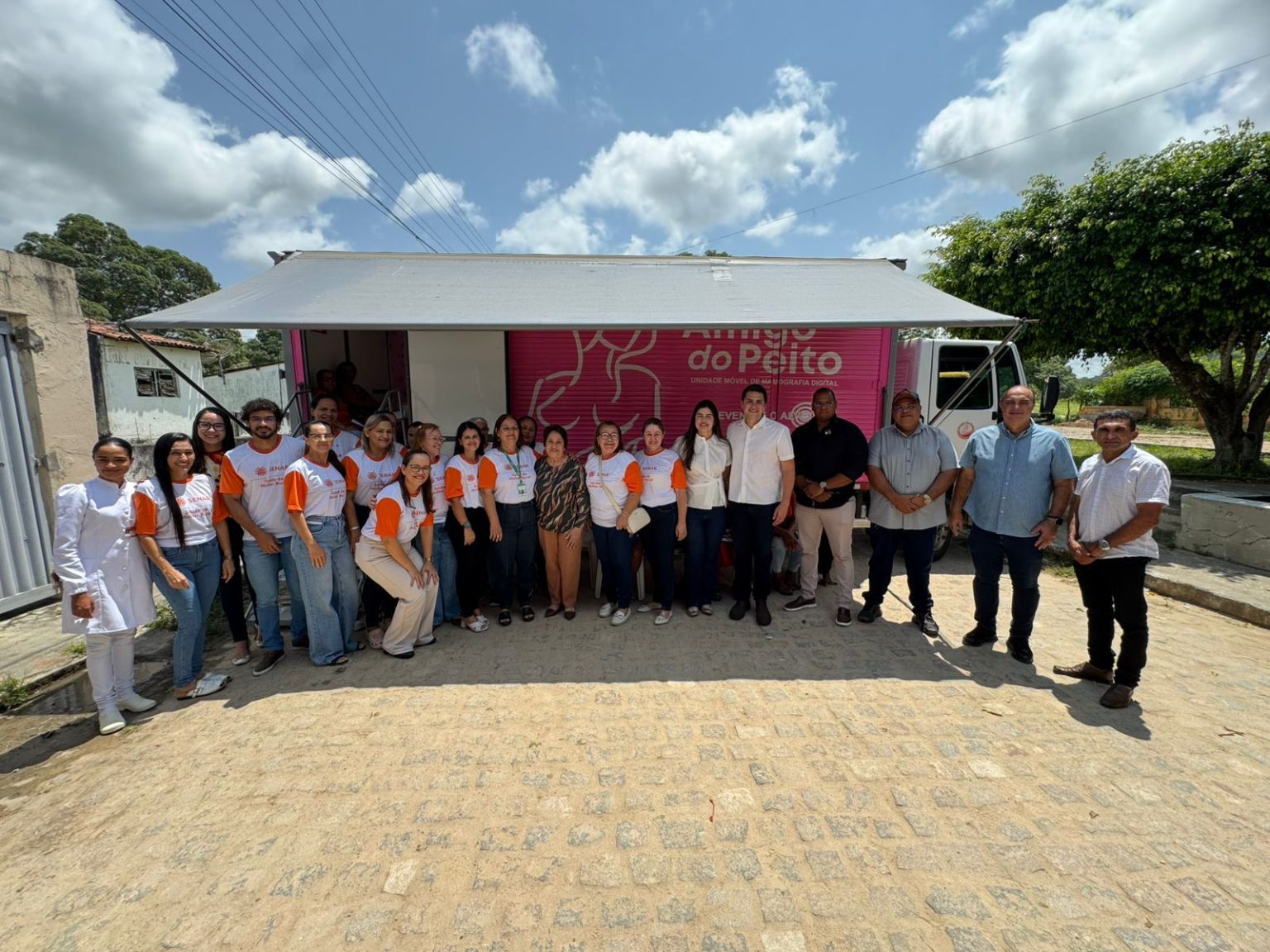 Prefeitura de Santana e SENAR levam Unidade Móvel de Mamografia ao Povoado São Félix
