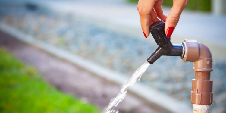 Manutenção afeta abastecimento de água em 11 bairros de Maceió