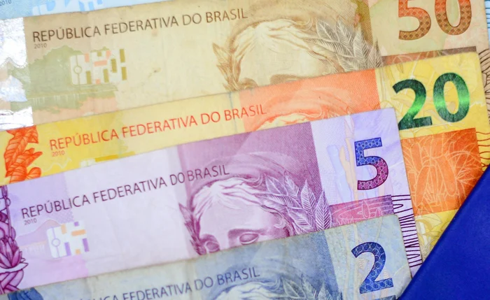 Gasto público ultrapassa R$ 3,5 trilhões; Previdência já passa de R$ 988 bi