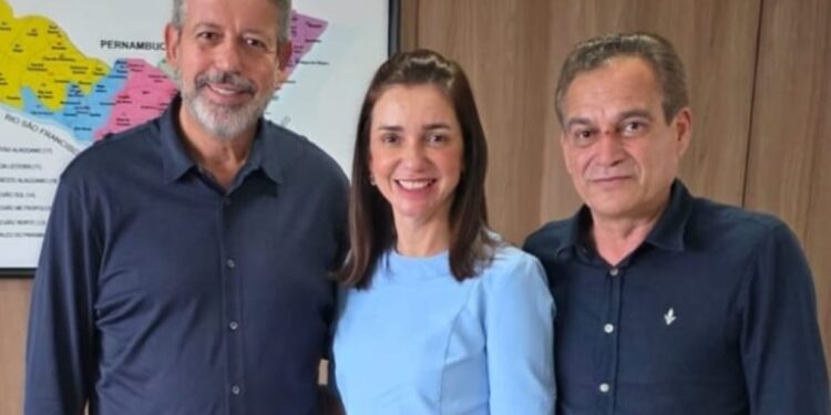 Lira reafirma apoio a Joaquim Gomes em encontro com a prefeita Rita do Araçá