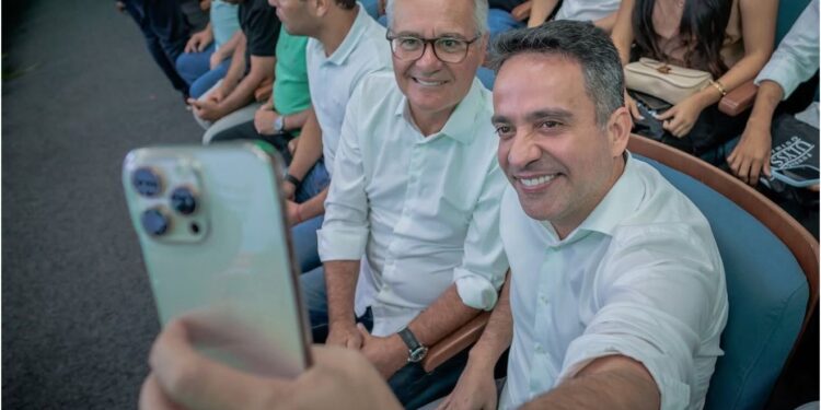 Dantas tenta compensar divisão de aliados de Calheiros atraindo liristas para o senador