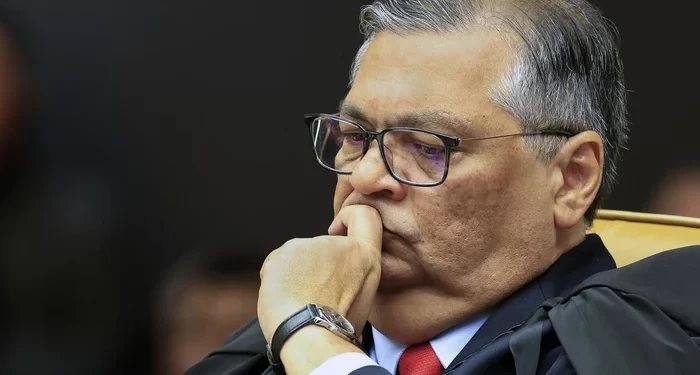 Assembleia aprova título de Cidadão Honorário de Alagoas para Flávio Dino