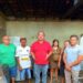 Prefeito Leandro Silva anuncia reconstrução da casa de família que perdeu tudo em incêndio, em Junqueiro