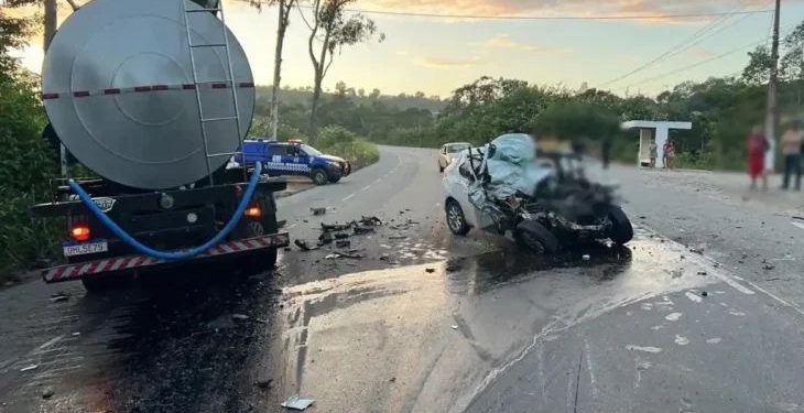 Sargento da PM morre em colisão frontal na BR 104