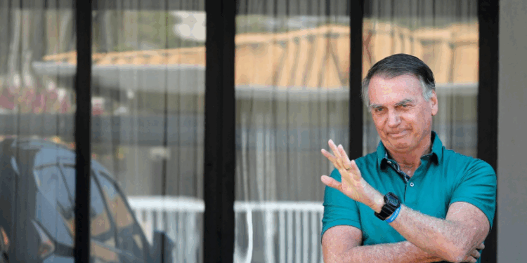 Onde Bolsonaro poderá cumprir pena após condenação no STF?