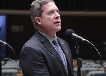 Deputado Marx Beltrão ressalta importância de projeto que endurece penas contra roubo e receptação de celulares