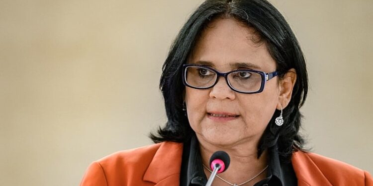 Senadora Damares Alves pede prisão de Moraes por fraude em julgamento