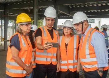 JHC visita obras de Complexo Educacional e de nova creche Gigantinhos em Maceió