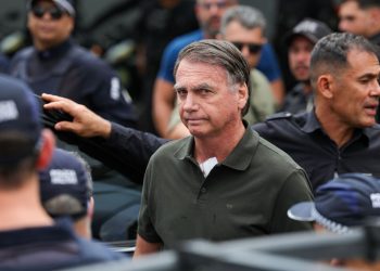 Aliado alerta para risco “iminente” de morte de Bolsonaro após visita