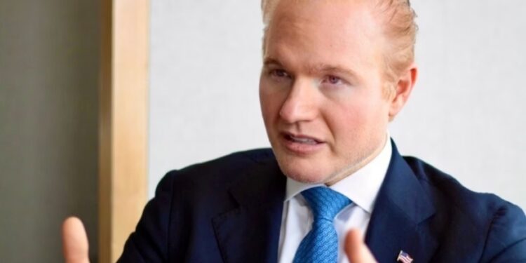 Advogado de Trump faz paralelo entre 11 de setembro e condenação de Bolsonaro