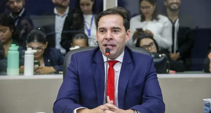 Vereador Kelmann defende segurança dos recursos do IPREV e acusa oposição de criar ‘terrorismo político’