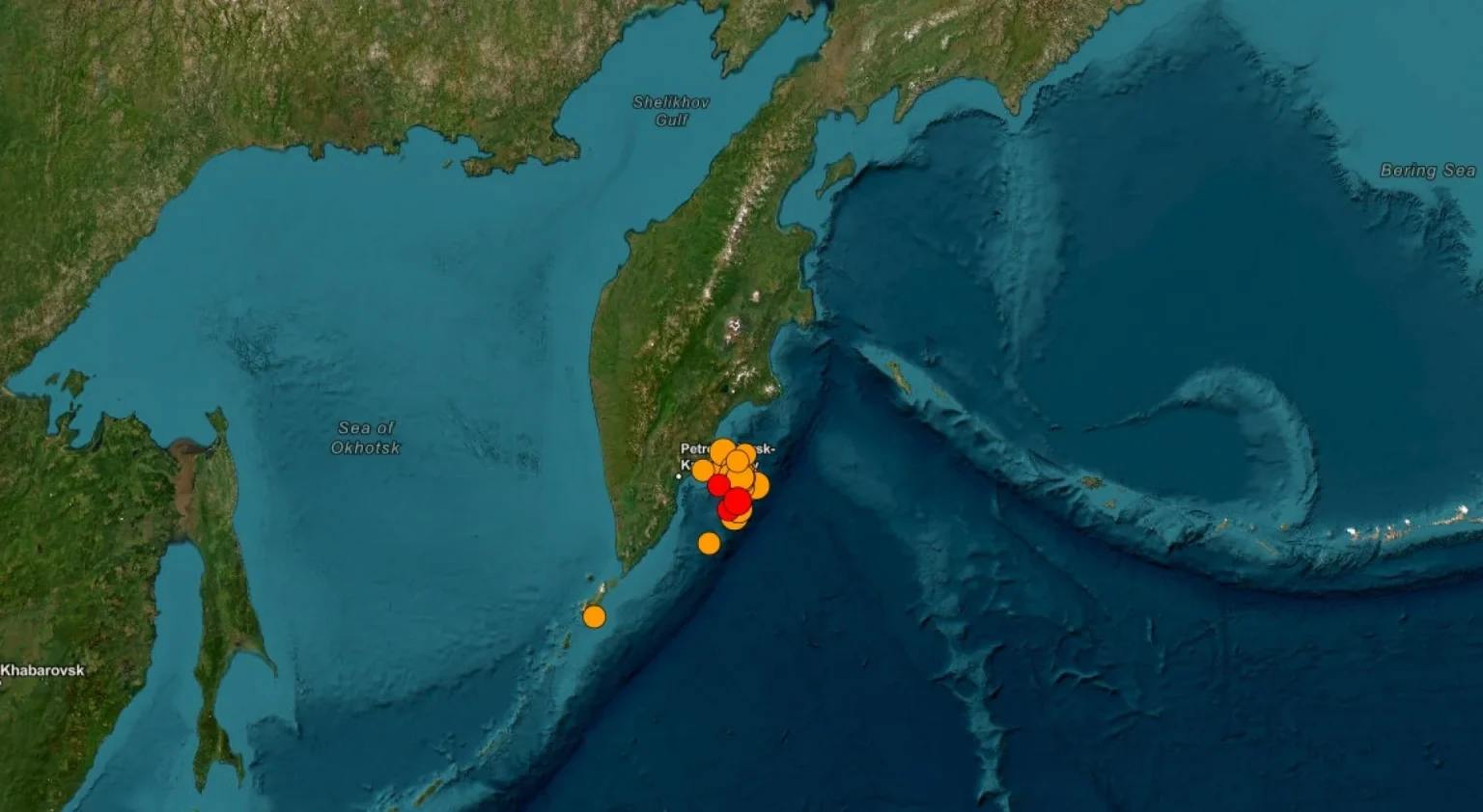 Novo tremor de 7,8 atinge Rússia após megaterremoto