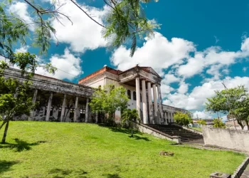 Prefeito de Rio Largo anuncia reforma e ampliação do Colégio Judith Paiva