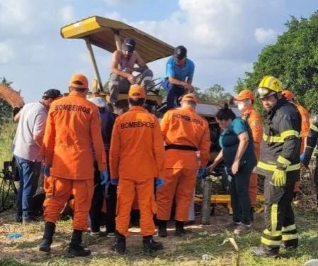 Trabalhador tem perna amputada em forrageira na zona rural de Canapi