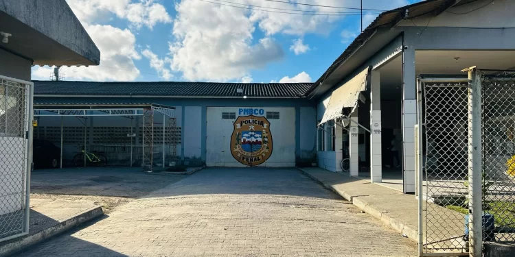 Cinco detentos escapam do Baldomero Cavalcanti usando lençóis