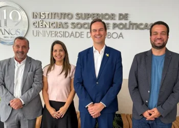Missão brasileira observa autárquicas em Portugal e mapeia boas práticas