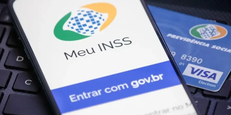 Governo ressarciu R$ 2,3 bilhões a aposentados e pensionistas