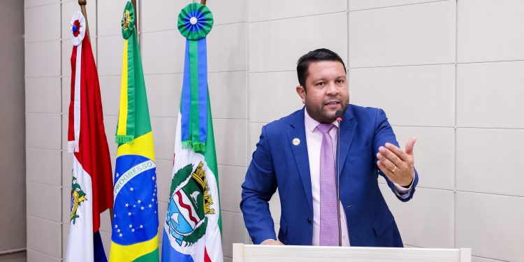 Vereador Allan Pierre se destaca na Câmara pela autoria de projetos e ações que beneficiam o servidor público de Maceió