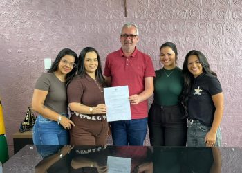 Prefeito Maurício Holanda nomeia filha do eterno Kara Veia como secretária de Cultura, Turismo e Meio Ambiente de Chã Preta