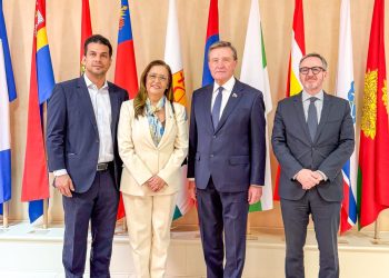 Dra Eudócia abre agenda na missão internacional brasileira que acompanha pesquisas para vacina contra o câncer