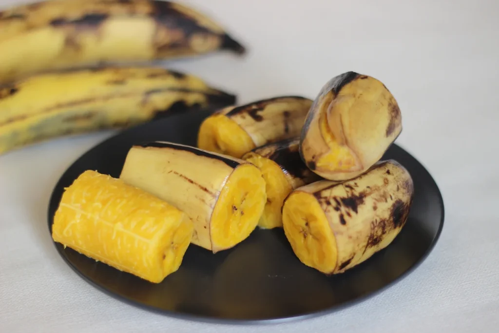 Banana-da-terra: a fruta aliada da saúde e do bom humor