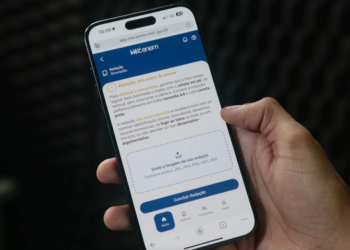 MEC lança aplicativo com simulados e correção de redações para o Enem