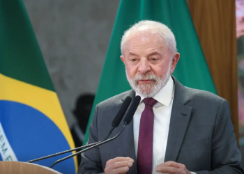 Fome é irmã da guerra, diz Lula no Fórum Mundial da Alimentação