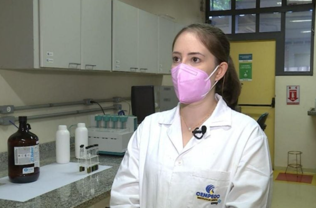 Ela criou o teste de R$ 10 que detecta metanol em bebidas