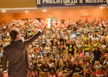 Gestão JHC consolida políticas de valorização dos professores e garante repasse histórico de precatórios