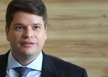 O que falta a Davi Davino Filho?