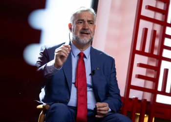 CPMI do INSS: “Queriam usar o irmão para atingir Lula”, diz Pimenta