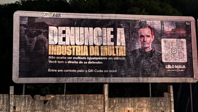 Deputado Lelo Maia instala outdoors em Maceió alertando sobre “indústria da multa”
