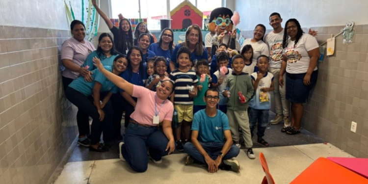 Alunos de faculdade particular realizam projeto de extensão no Gigantinhos