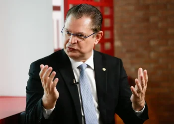 Para desgastar governo, oposição quer isenção do IR para até R$ 10 mil