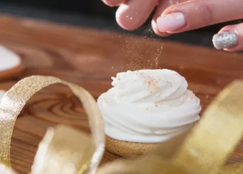 Por que a Anvisa proibiu usar glitter para decoração em confeitaria