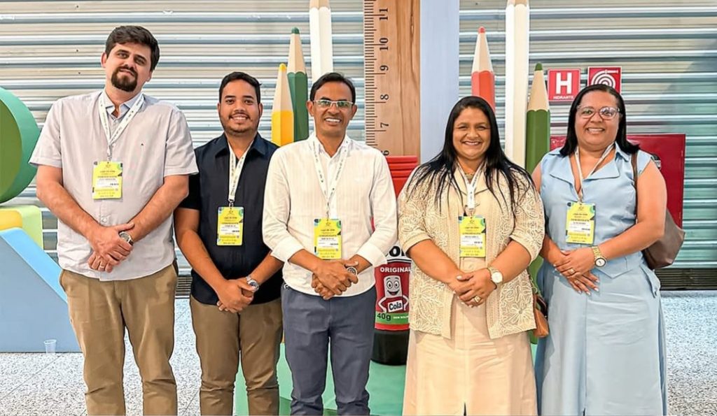 Messias marca presença no maior evento de aprendizagem do Brasil