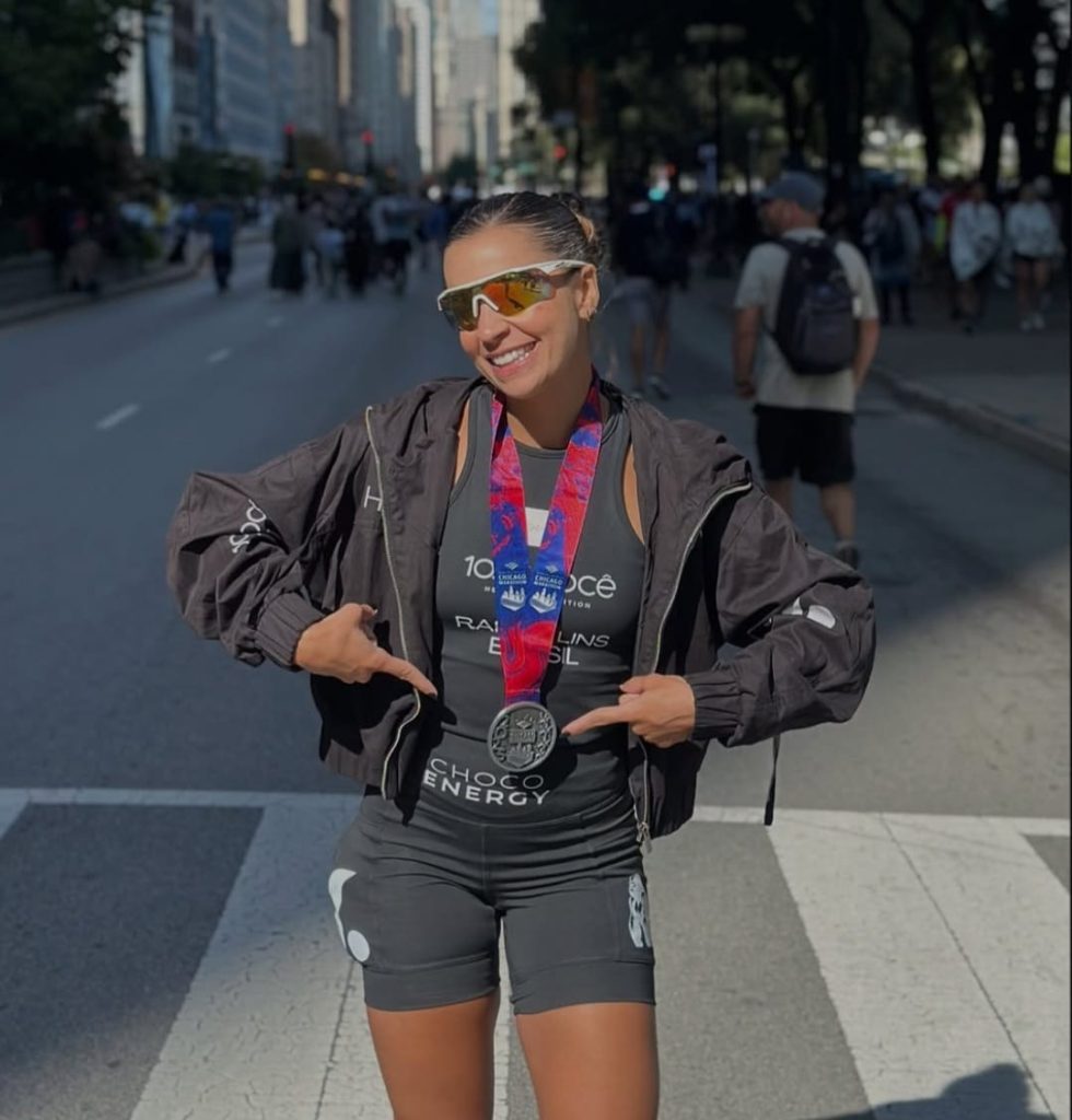 Alagoana Rapha Lins brilha na maratona de Chicago e leva o nome de Alagoas ao pódio da superação