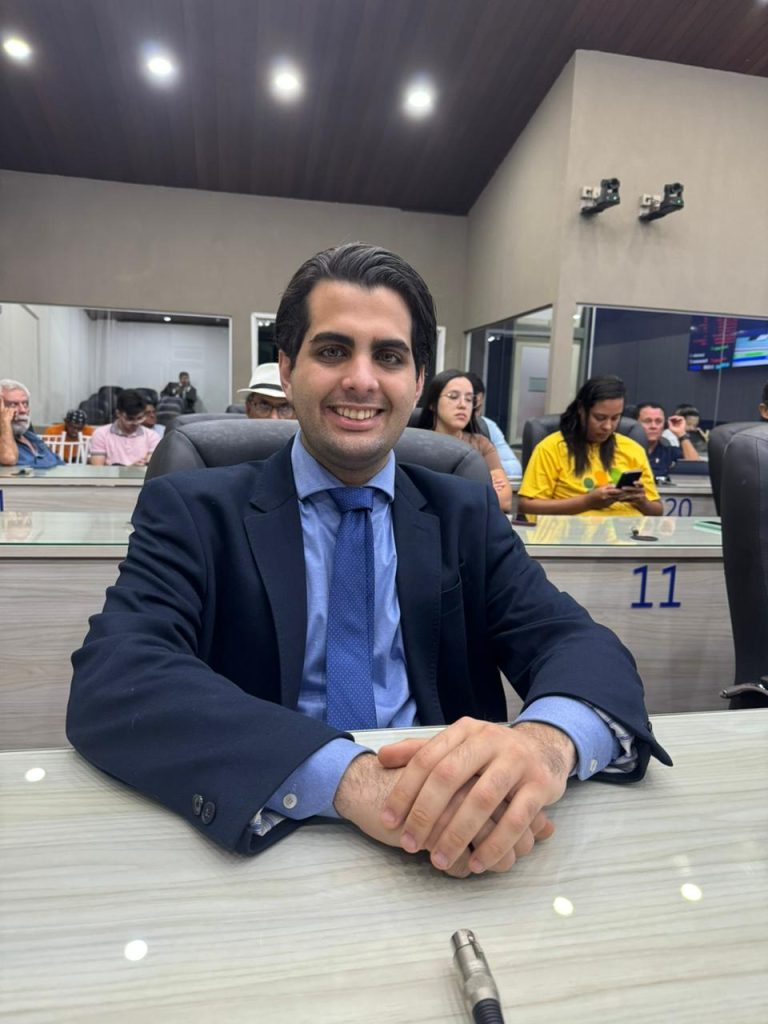 Vereador Silvio Filho participa de audiência pública sobre o PPA 2026–2029 e anuncia que apresentará emendas para fortalecer o desenvolvimento de Maceió