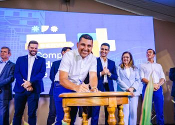 Cal Moreira assina Ordem de Serviço do Complexo Administrativo de Maceió e reforça compromisso com o comércio local