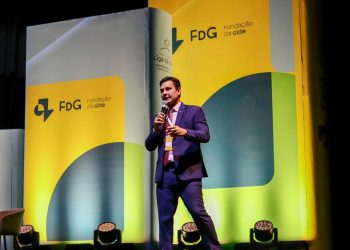 Marcelo Beltrão apresenta em Belo Horizonte palestra sobre a transformação da educação em Coruripe