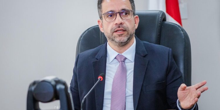 Anúncio de concurso para 11 mil vagas no Estado tem boa repercussão