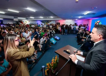 Paulo muda ritmo do governo e entra no modo “fale menos, faça mais”