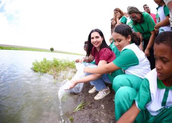 Prefeitura de Campo Alegre realiza a soltura de mais de 80 mil alevinos no açude Mandante em parceria com a Codevasf
